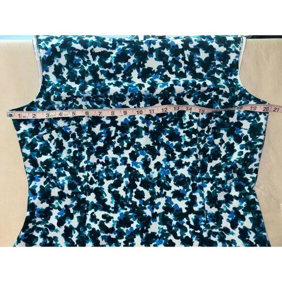 Ann Taylor Falling Petals Sheath Dress Size 14 - Picture 4 of 10